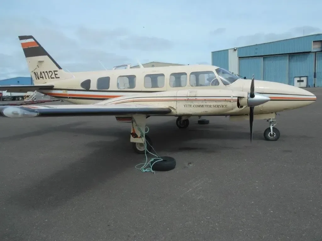 Exterior view of a 1985 Piper Chieftain.