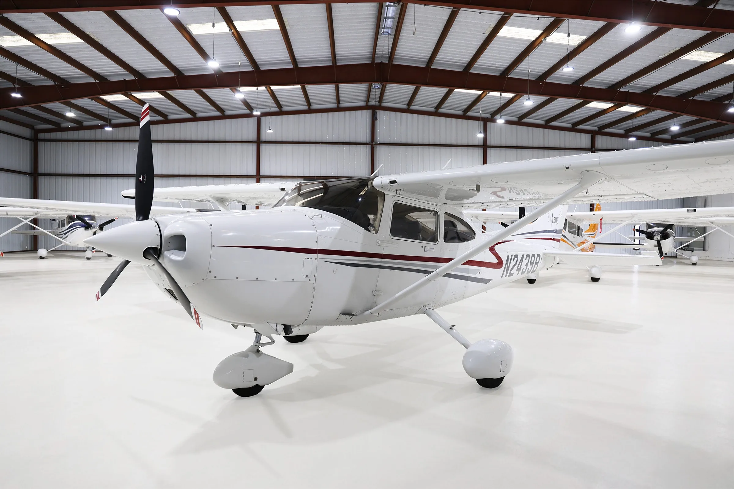 Exterior view of a 2004 Cessna 182 T.