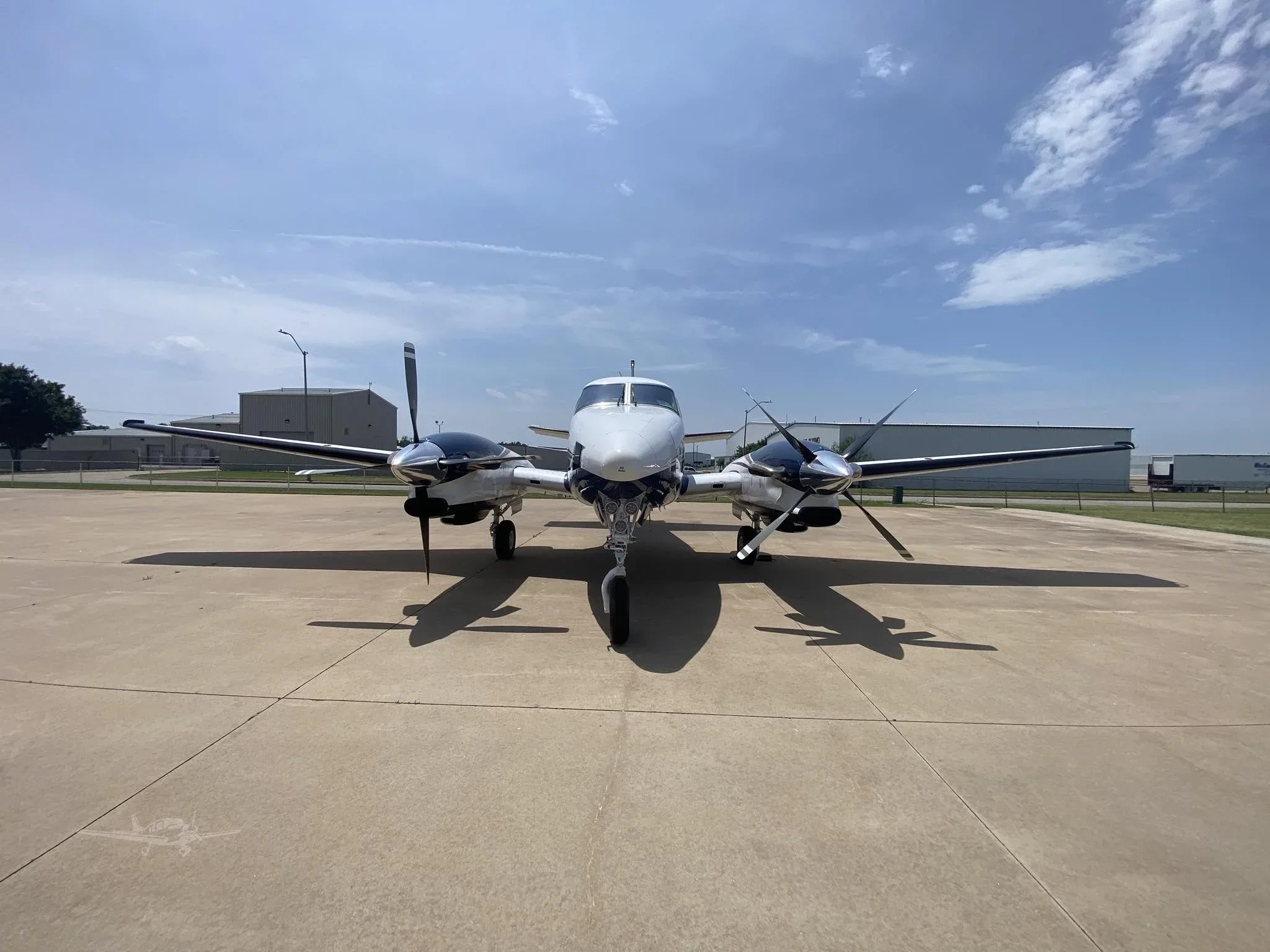 Exterior view of a 1976 BEECHCRAFT KING AIR C90, N711KP.