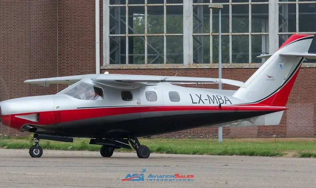 Exterior view of a Dassault Falcon 50, N505TC.