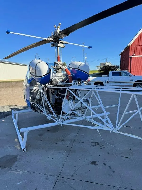 Exterior view of a 1968 BELL 47G-3B-1.