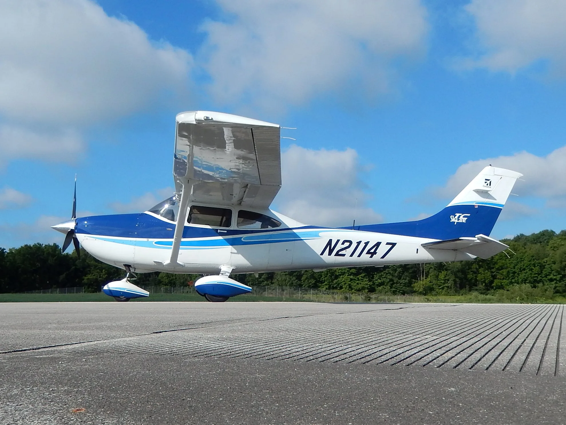 2004 Cessna T182T N21147