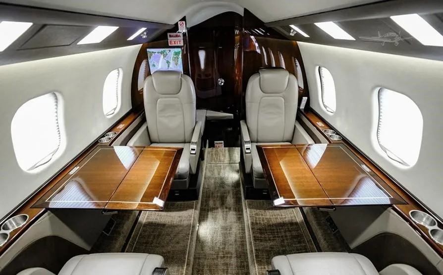 Cabin interior of a 2011 LEARJET 60XR.