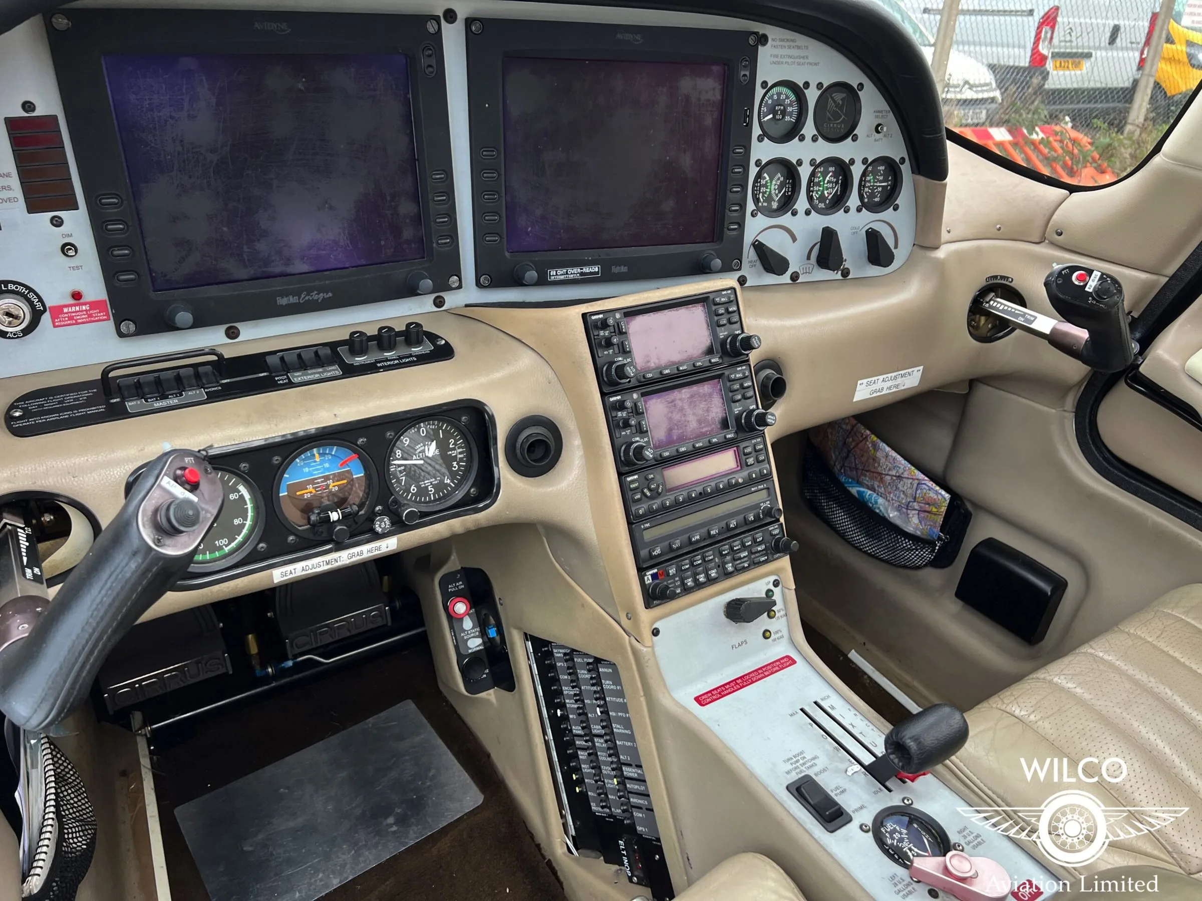 Avionics suite of a 2004 Cirrus SR20 G2.