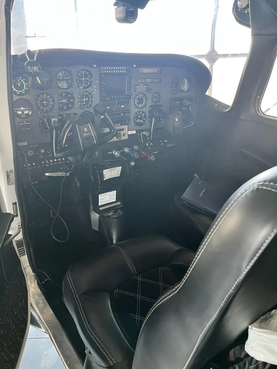 Cockpit and instrument panel of a 1978 CESSNA U206 STATIONAIR.
