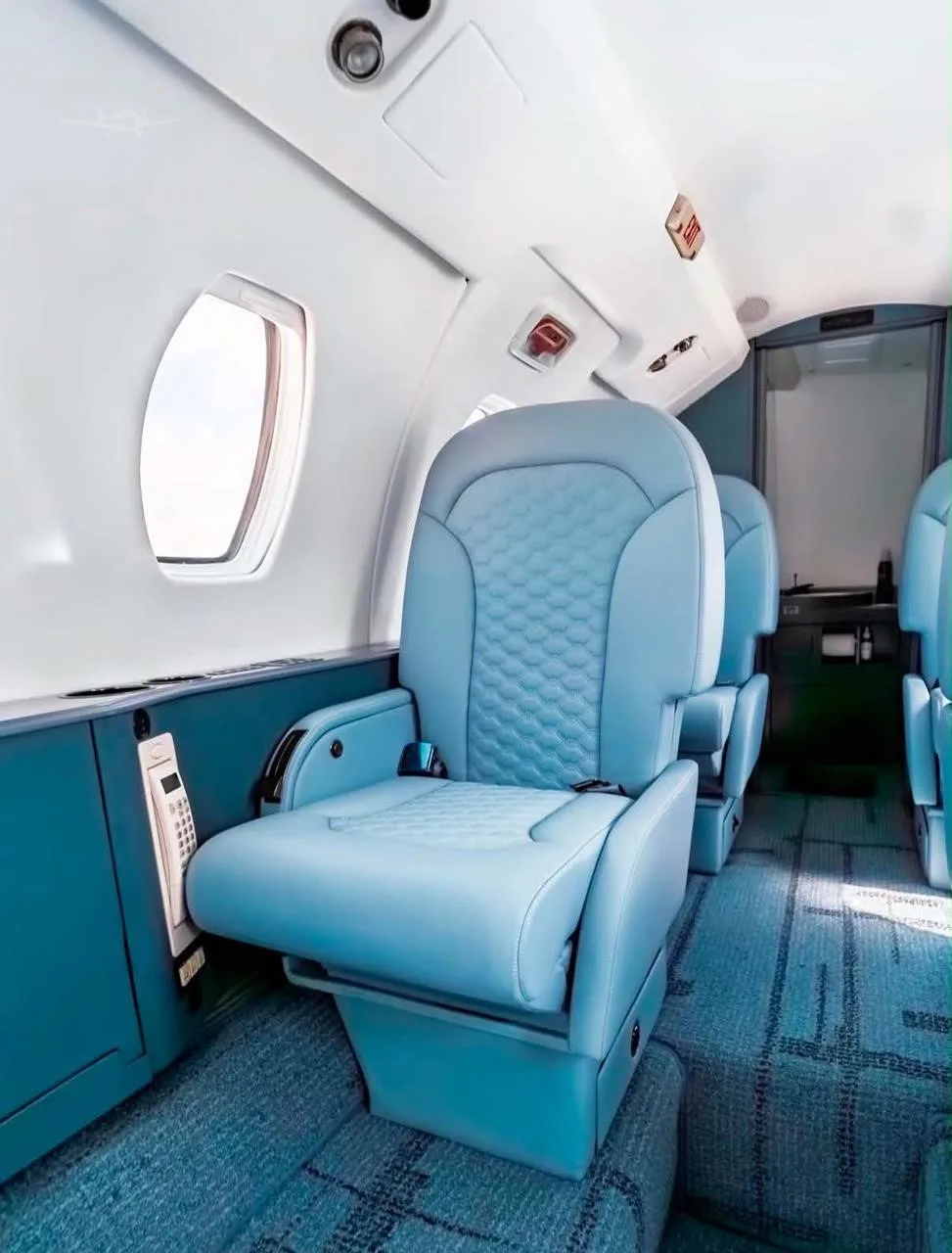 Cabin interior of a 1987 CESSNA CITATION III.