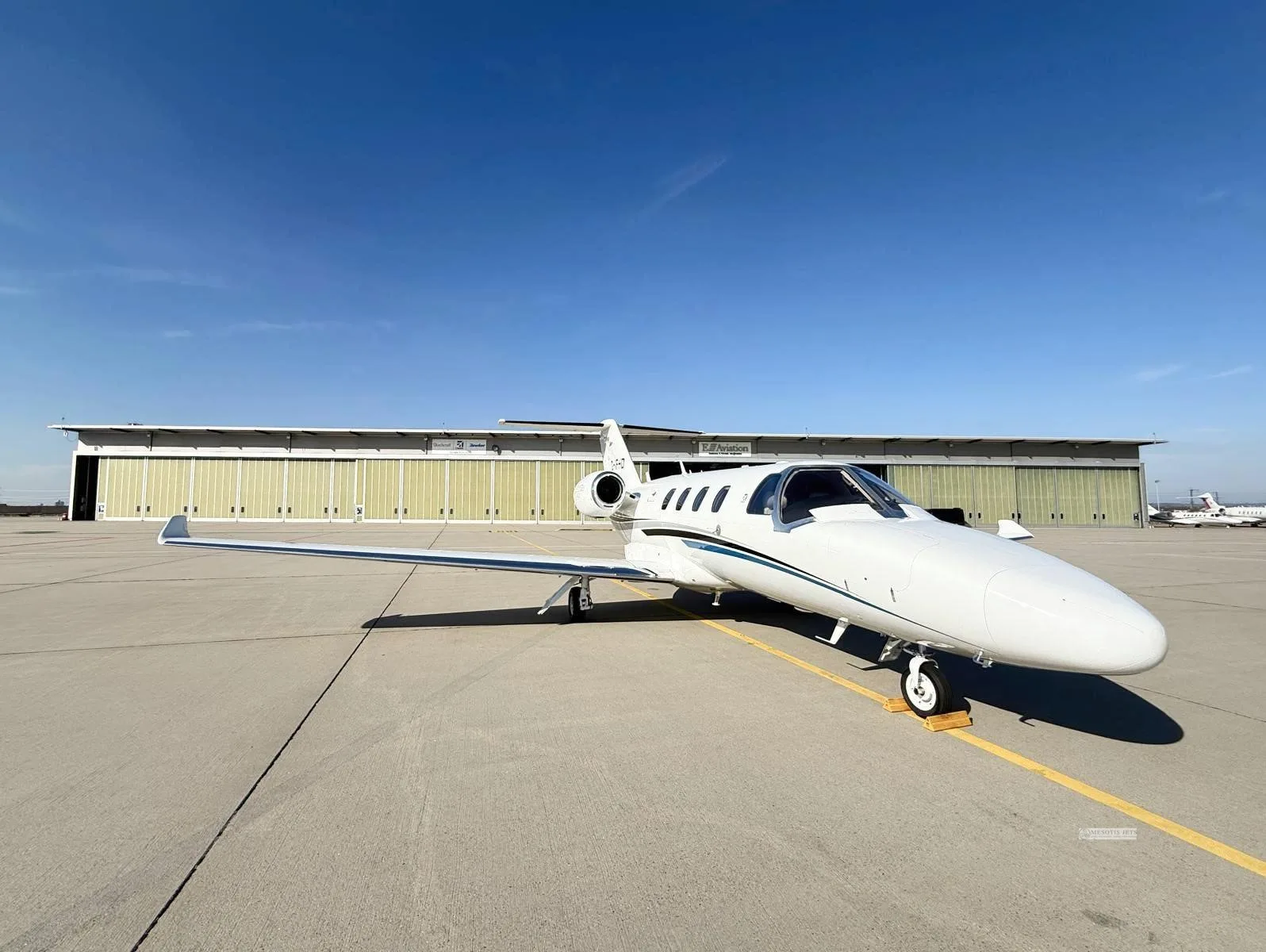 Exterior view of a 2015 CESSNA CITATION M2, D-IFHD.