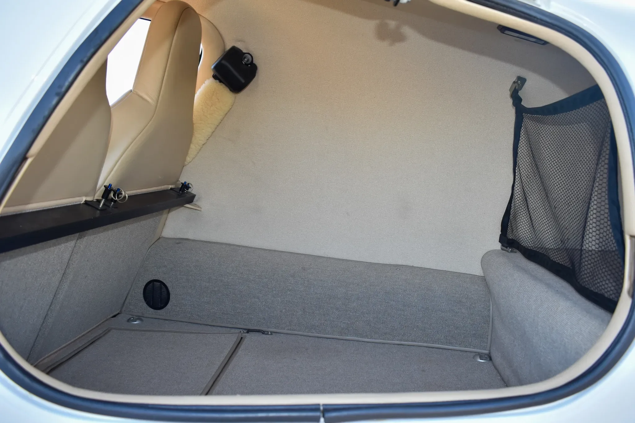 Cabin interior of a 2005 Columbia.