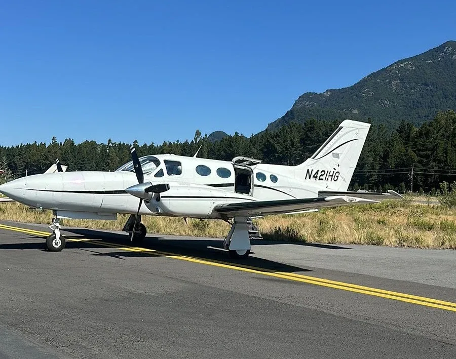 Exterior view of a 1980 Cessna 421.