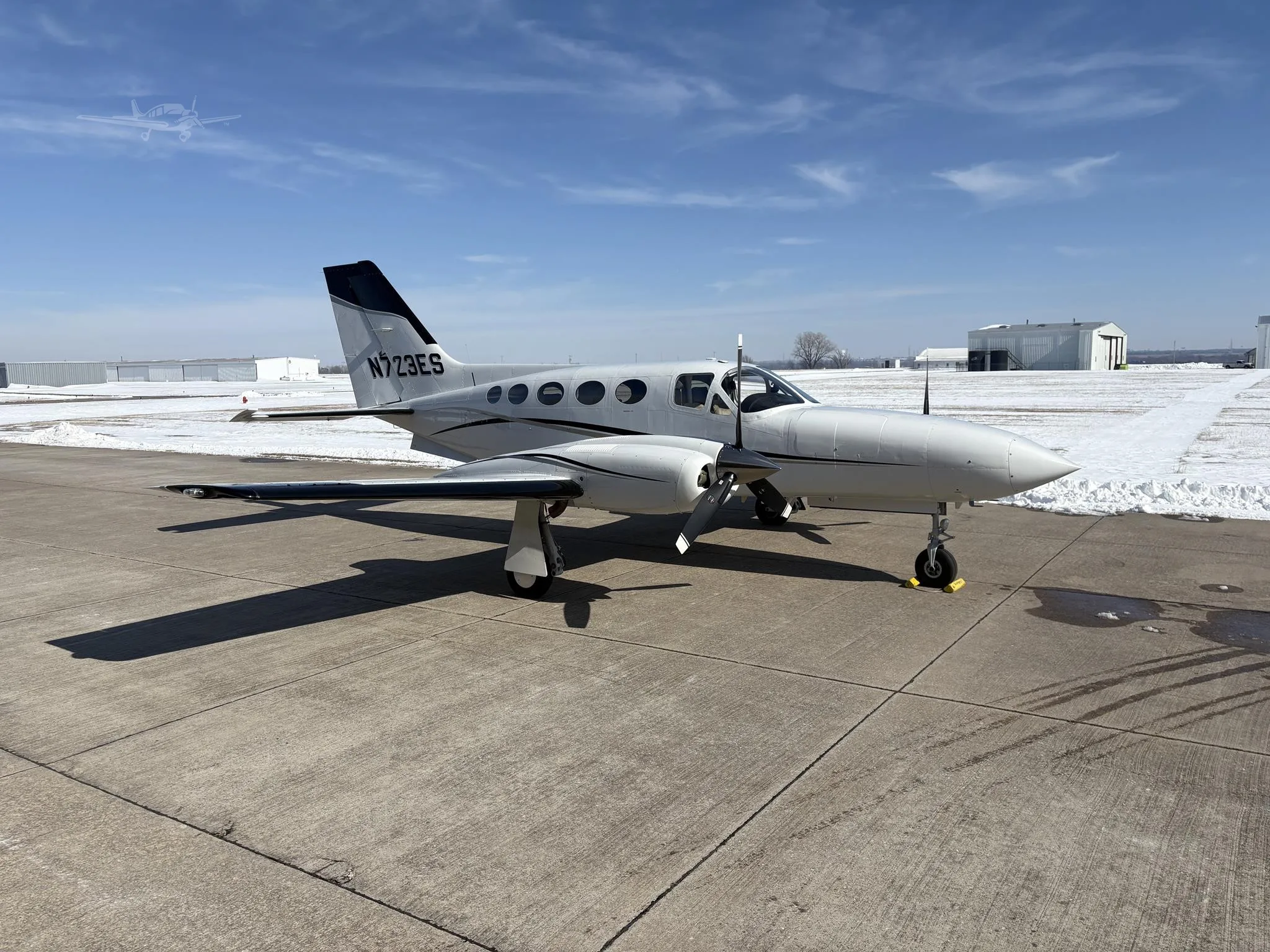 Exterior view of a 1982 CESSNA 421C, N723ES.