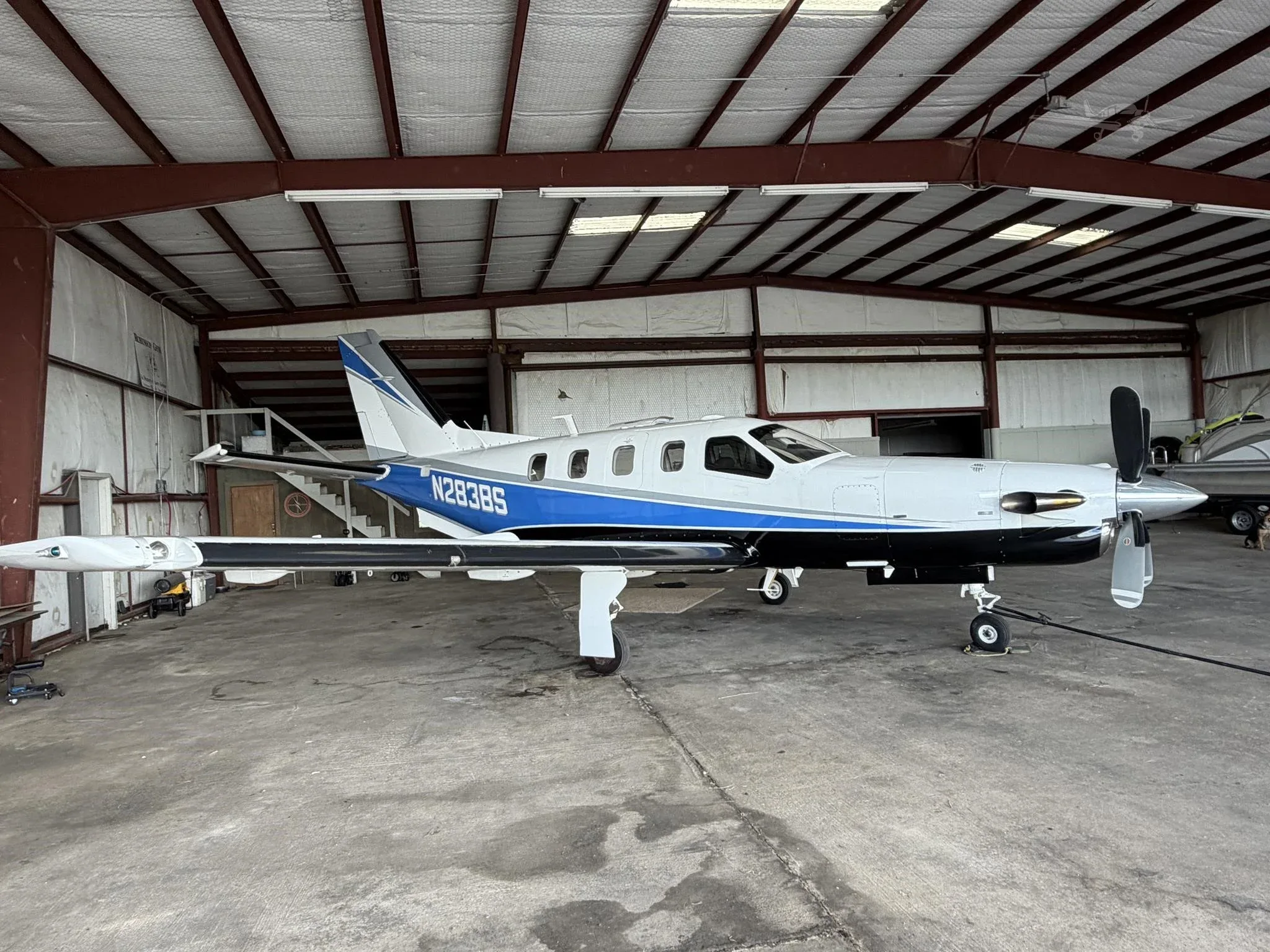 Exterior view of a 1991 DAHER TBM 700.