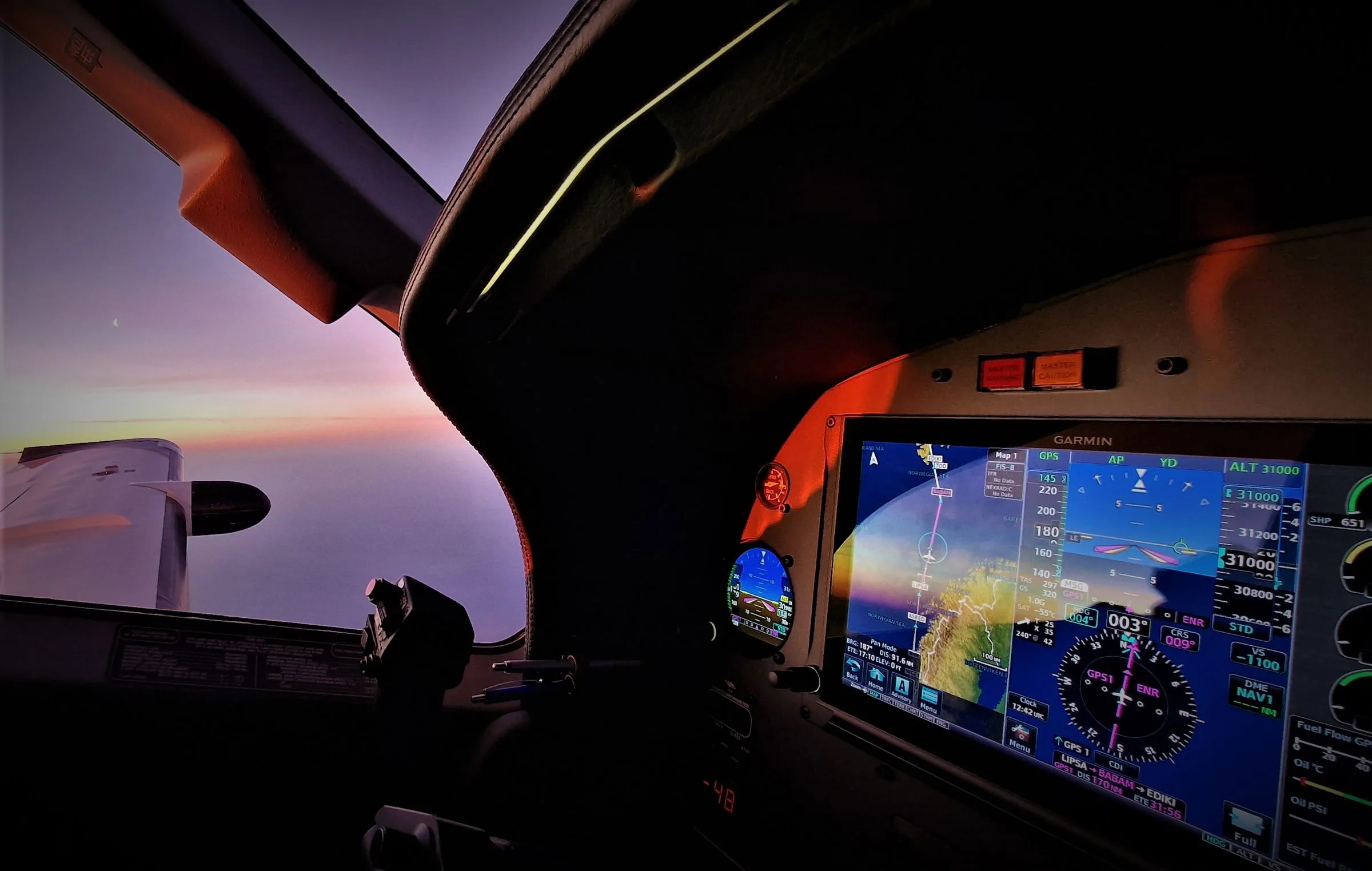 Cockpit and instrument panel of a 2007 Socata TBM 850.