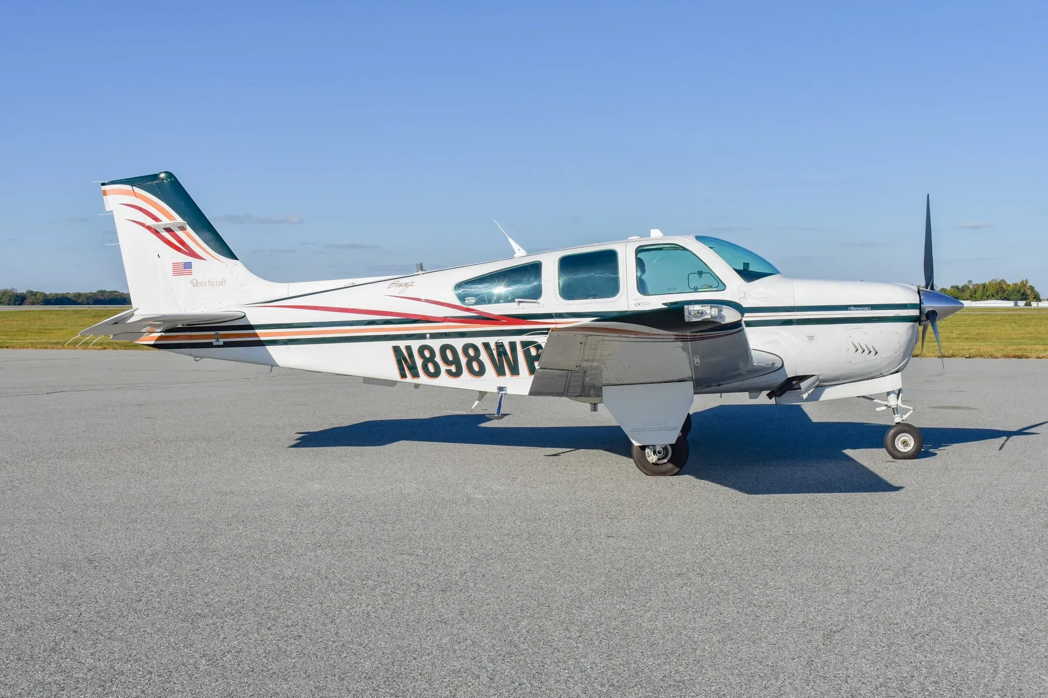 Exterior view of a 1990 Beechcraft Bonanza, N898WP.