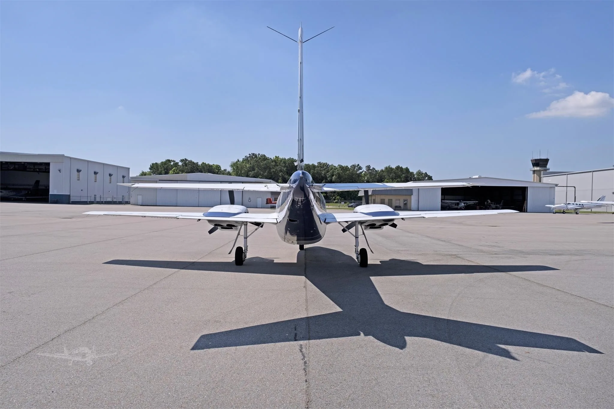 Exterior view of a 1982 PIPER AEROSTAR, N419BC.
