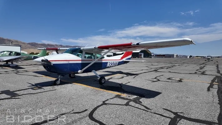 Marketing image of a 1985 Cessna 182R.