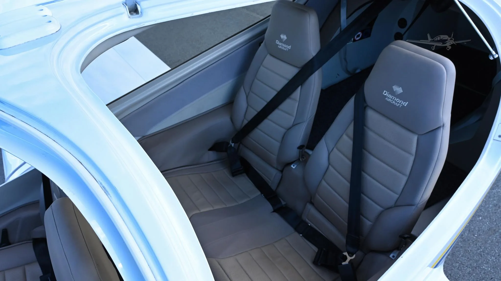 Cabin interior of a 2020 DIAMOND DA40 NG.