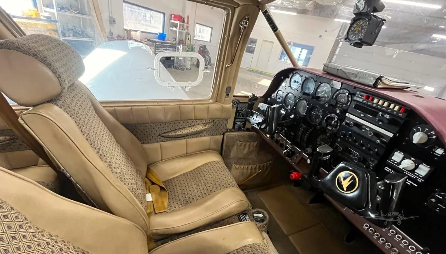 Cockpit and instrument panel of a 1974 BELLANCA 17-30A SUPER VIKING.