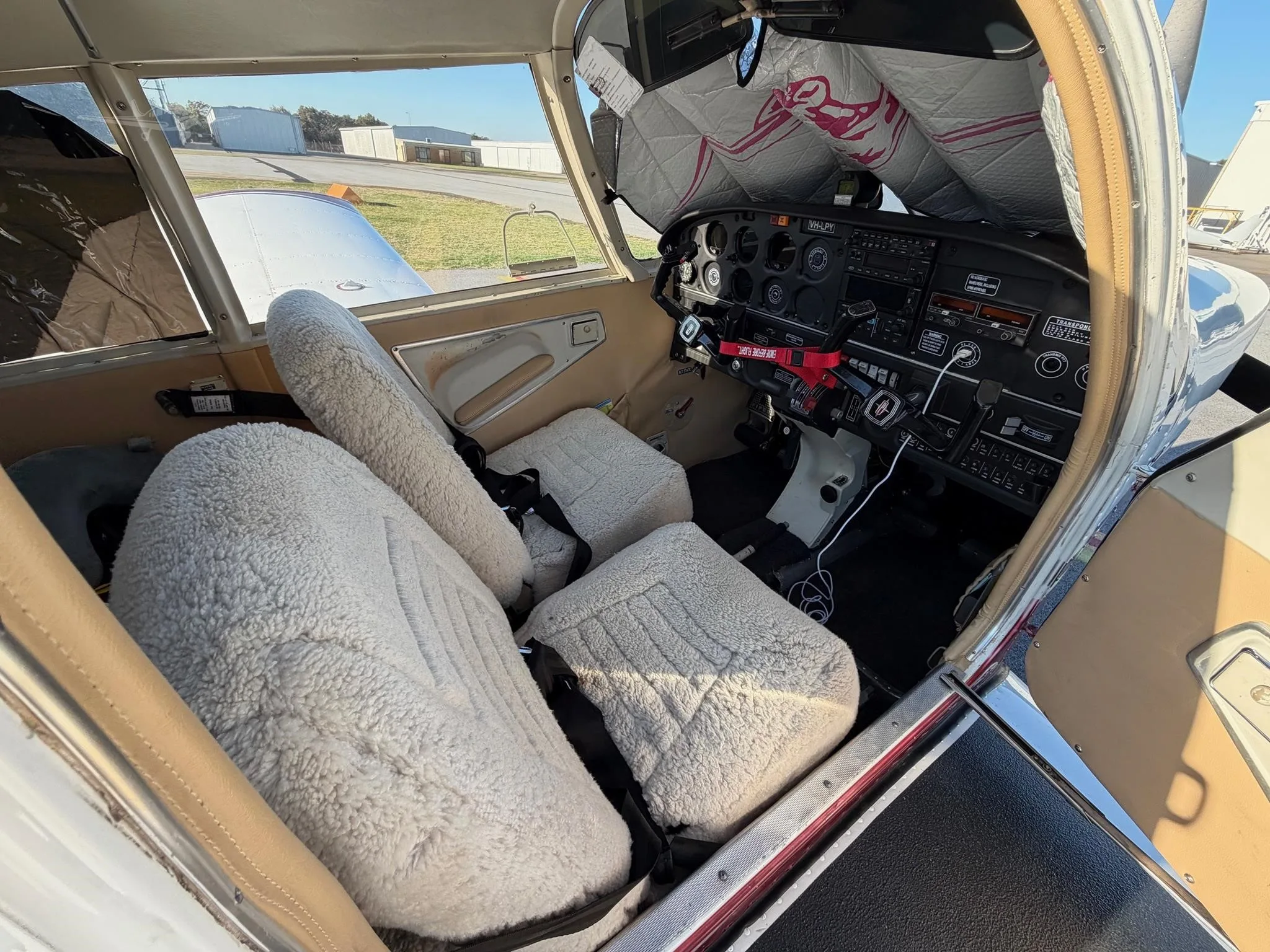 Cockpit and instrument panel of a 1967 PIPER ARROW.