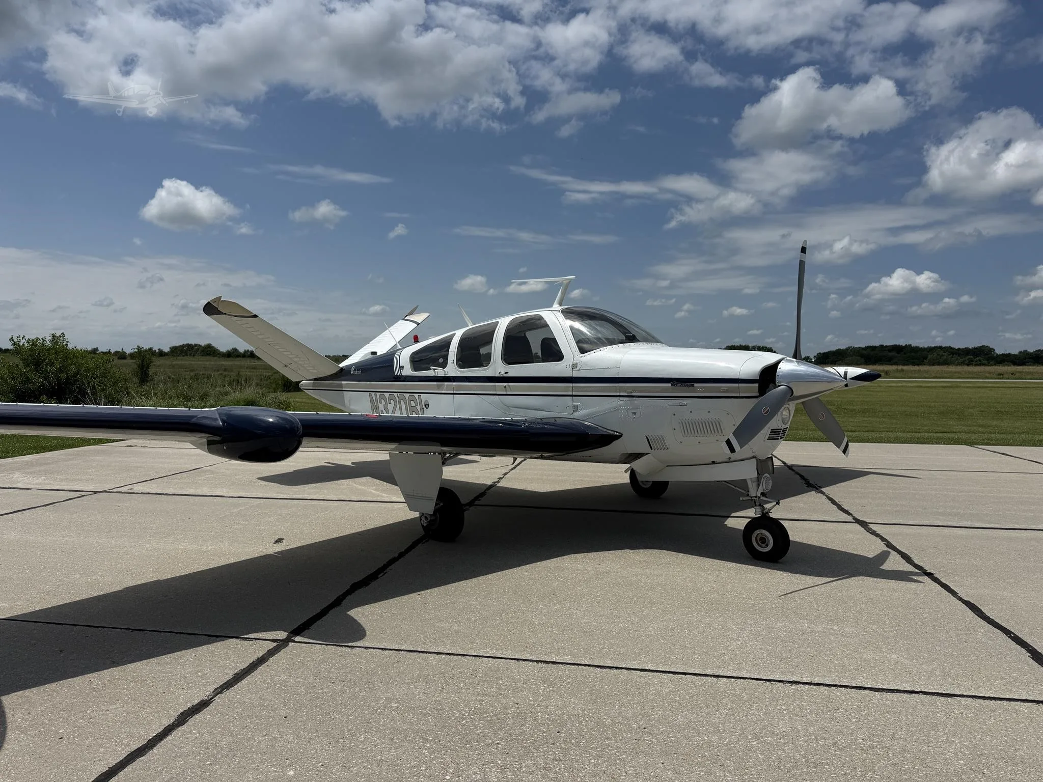 Exterior view of a 1976 BEECHCRAFT V35B BONANZA, N3206L.