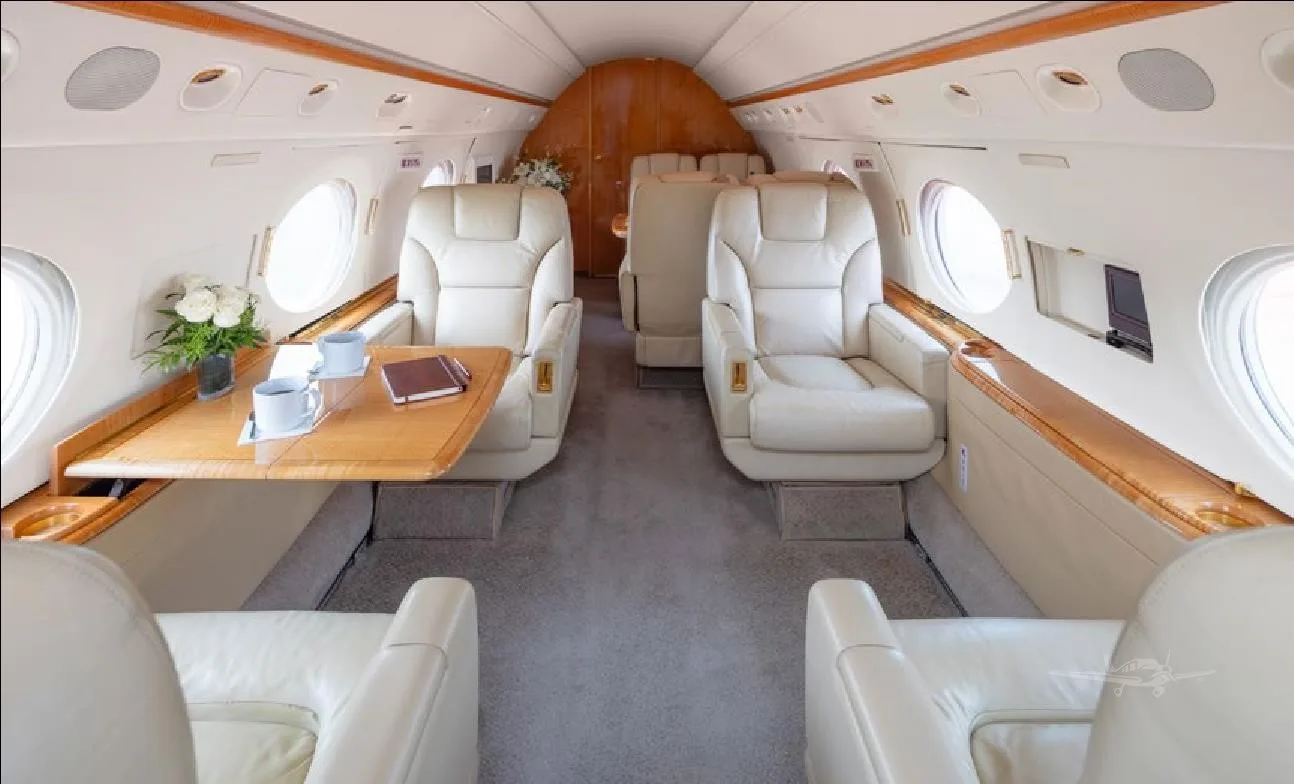 Cabin interior of a 1997 GULFSTREAM GV.