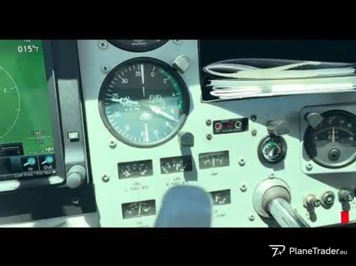 Cockpit and instrument panel of a 1966 Mooney M20C MARK 21.