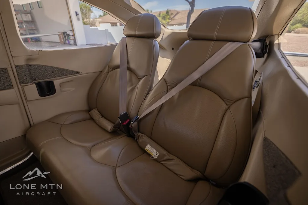Cabin interior of a 2005 Cessna 182T.
