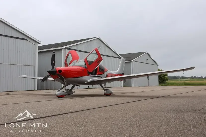 2017 Cirrus SR22 G6