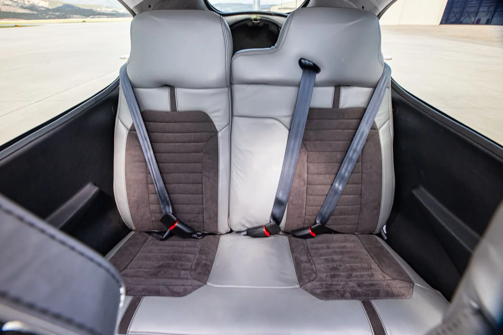 Cabin interior of a 2019 Cirrus SR22-G6 TURBO.
