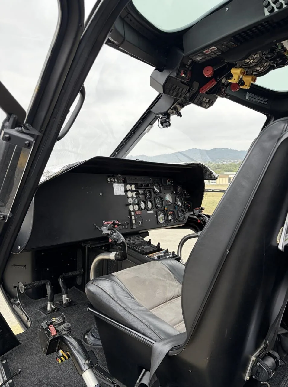 Cockpit and instrument panel of a 1994 EUROCOPTER AS355N.