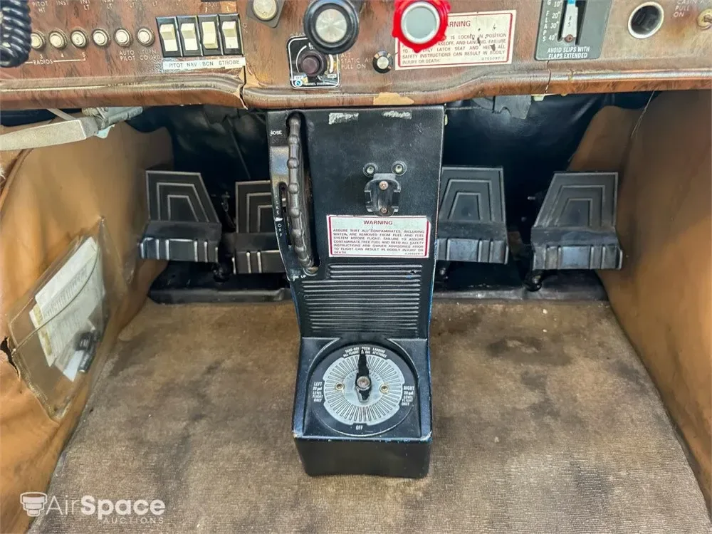 Cockpit and instrument panel of a 1980 Cessna 172N.