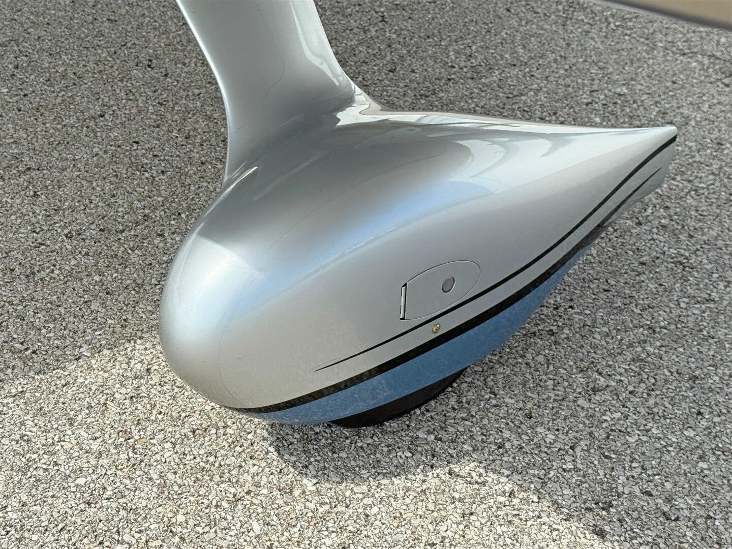 Exterior view of a 2019 Cirrus SR22-G6 GTS, N716BS.