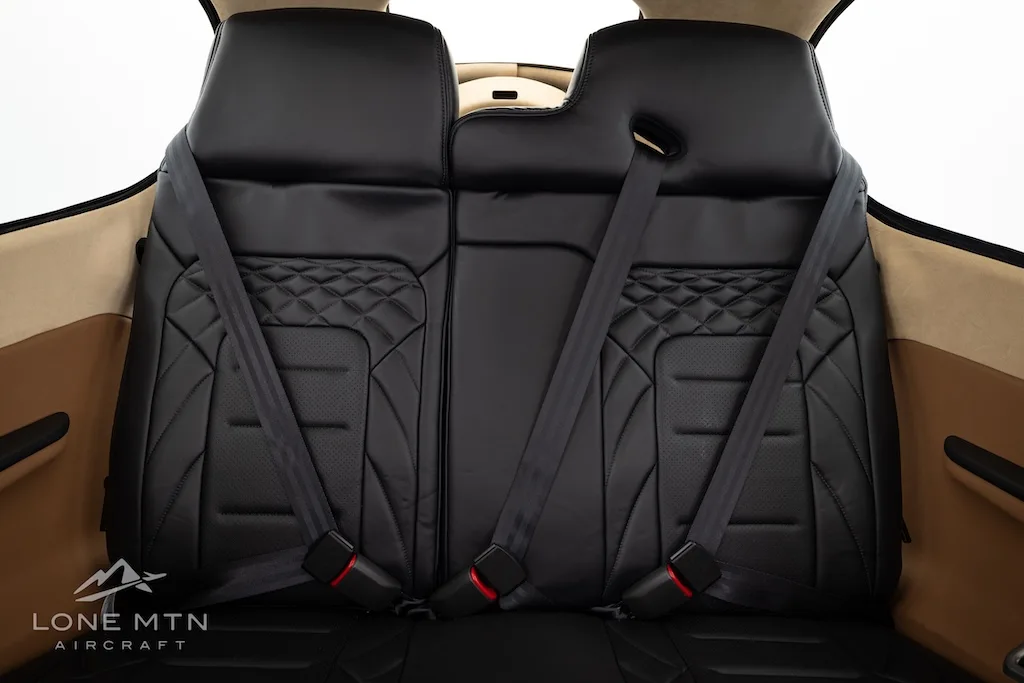 Cabin interior of a 2024 Cirrus SR22T G7.