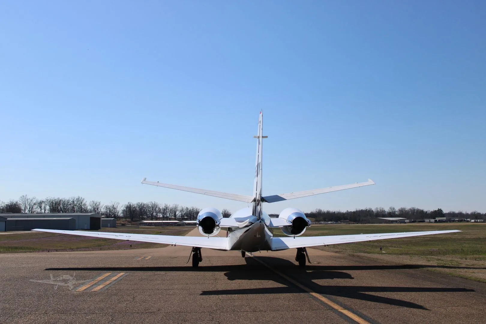 Exterior view of a 2002 CESSNA CITATION ENCORE, N595KW.