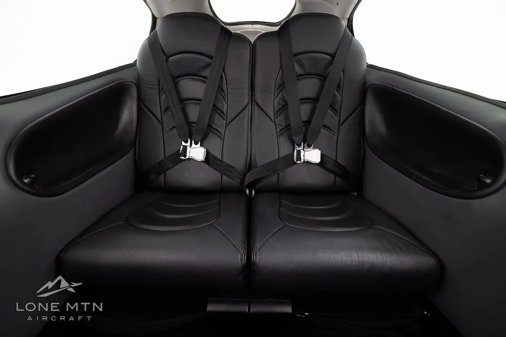 Cabin interior of a 2005 Cirrus SR22 G2 GTS.