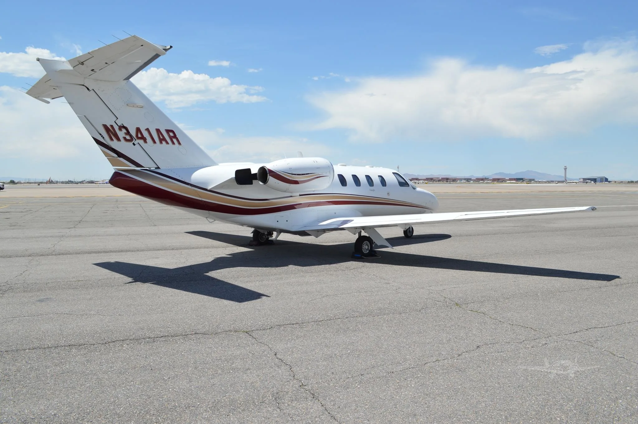 Exterior view of a 1999 CESSNA CITATION JET, N341AR.
