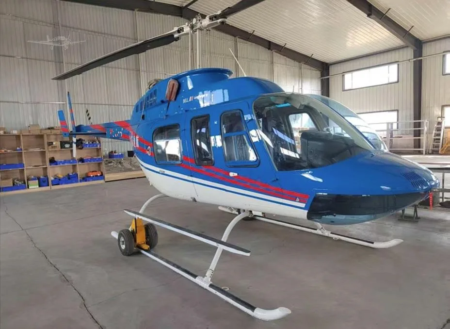 Exterior view of a 2009 BELL 206L-4.