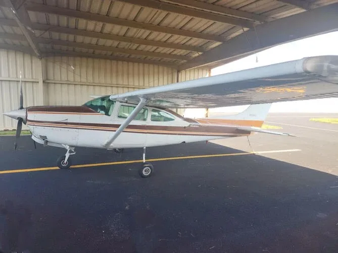 Exterior view of a 1980 Cessna, R-182RG.