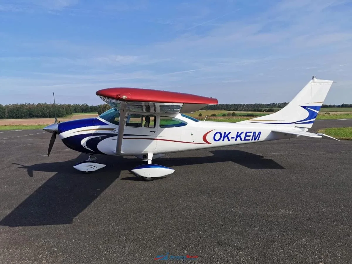 Exterior view of a Cessna Piston 172, G-BHCM.