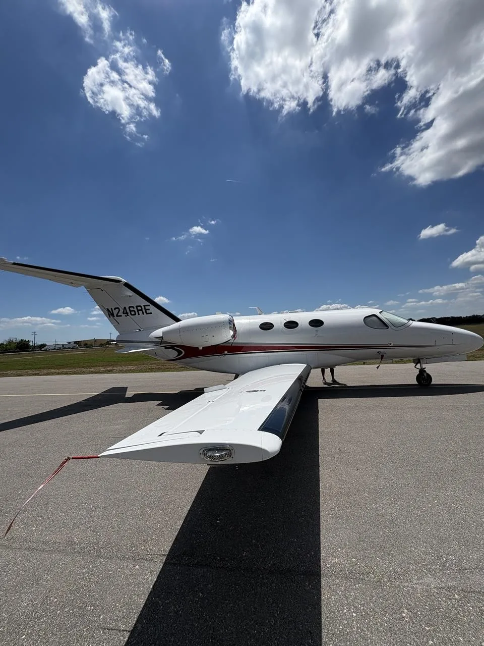 Exterior view of a 2010 CESSNA CITATION MUSTANG, N246RE.