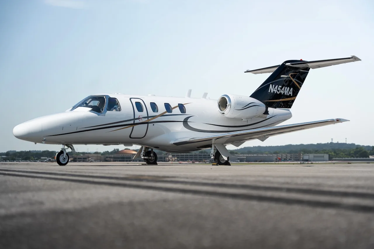 Exterior view of a 1998 Cessna Citation Jet, N525HC.