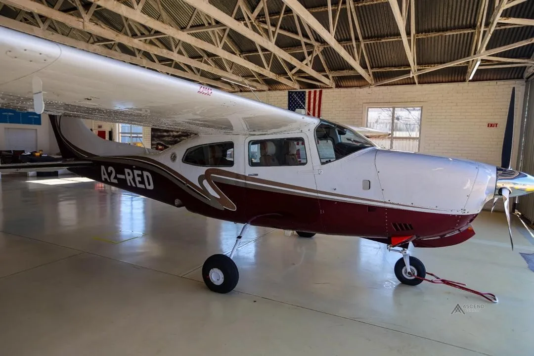 A2-RED - 1975 CESSNA 210L