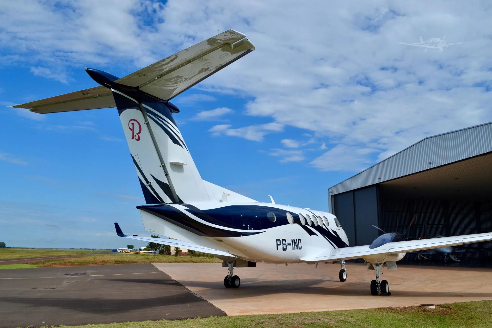 Exterior view of a 2023 BEECHCRAFT KING AIR 260, PS-INC.