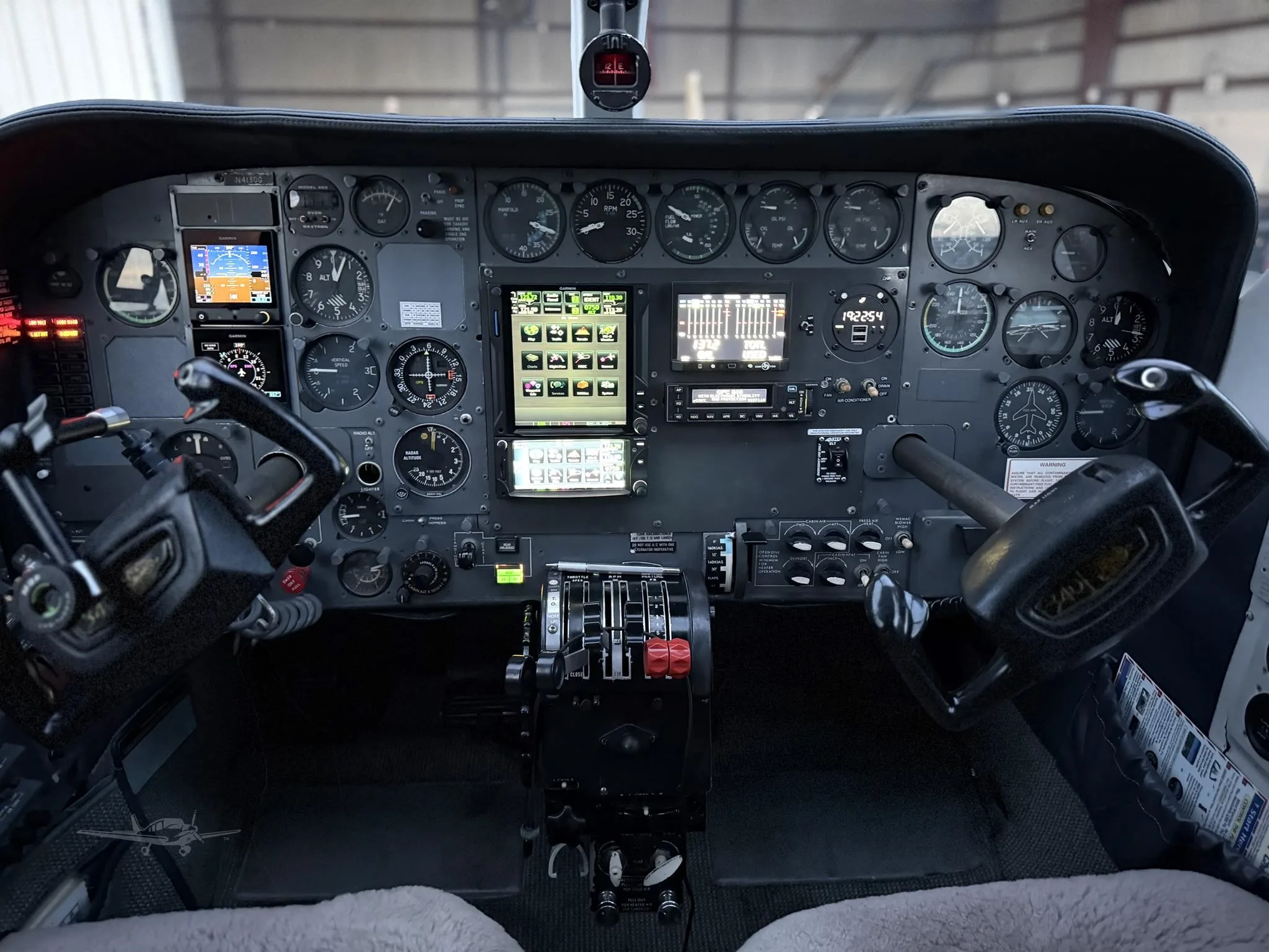 Cockpit and instrument panel of a 1977 CESSNA 340A.