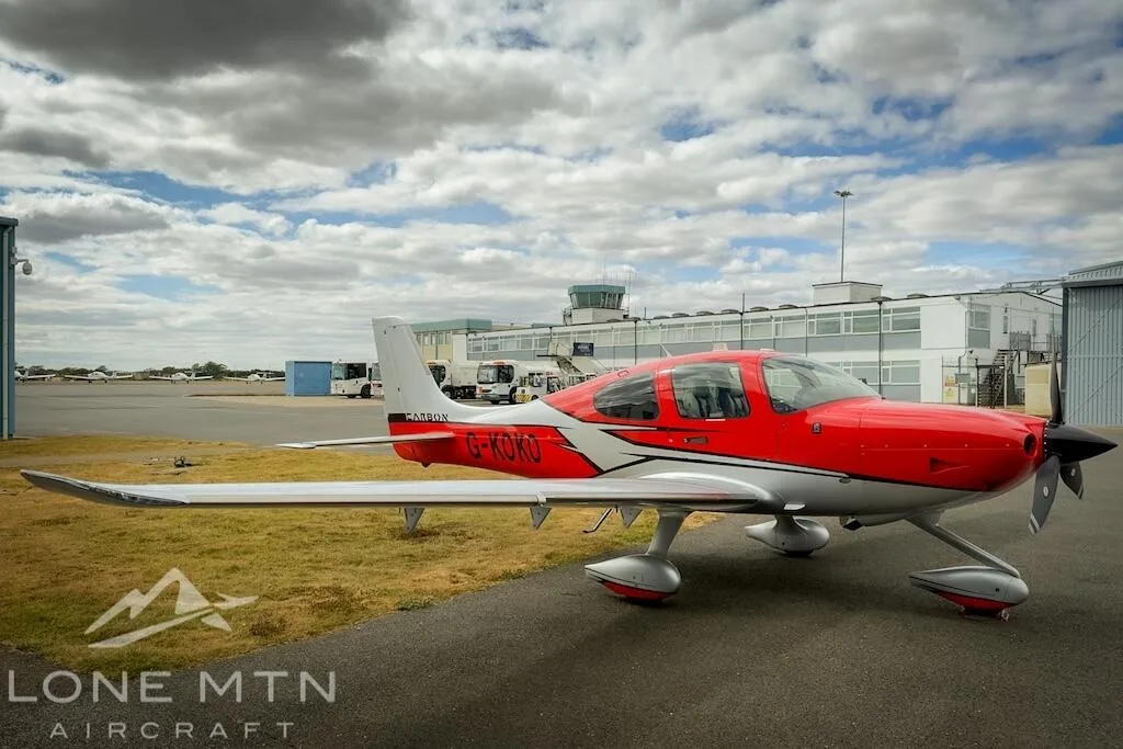 Exterior view of a 2018 Cirrus SR22T G6.