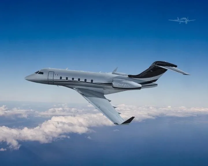 Marketing image of a 2011 BOMBARDIER CHALLENGER 300.