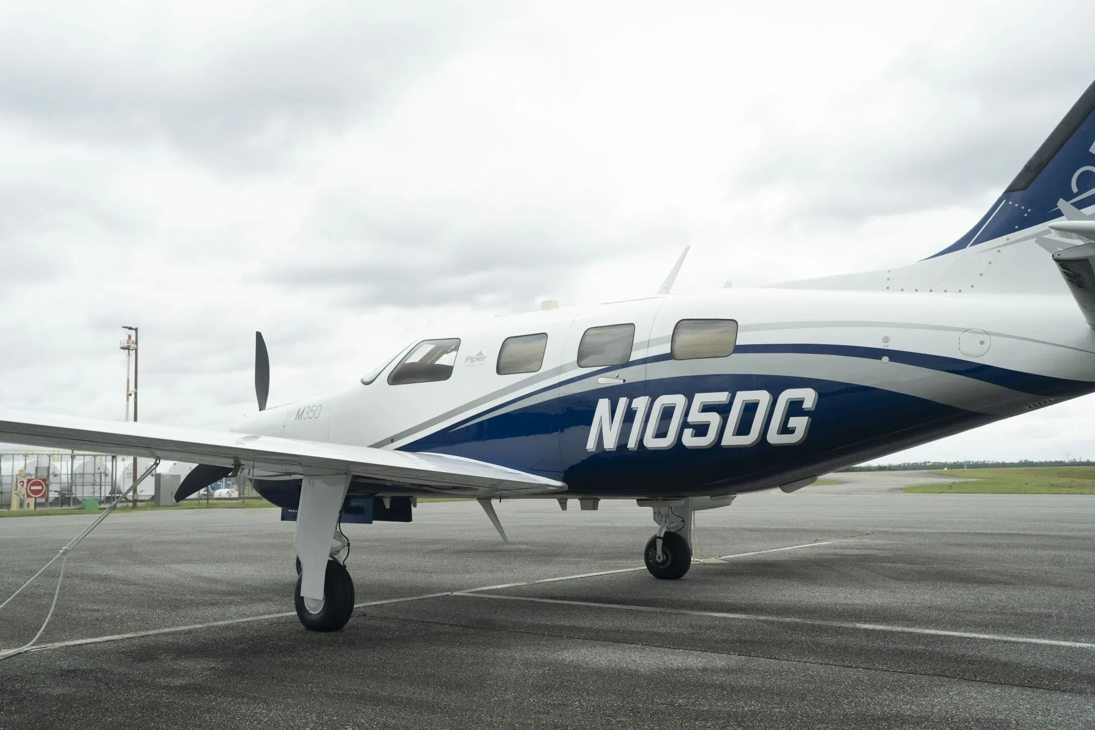 Exterior view of a 2025 Piper M350.