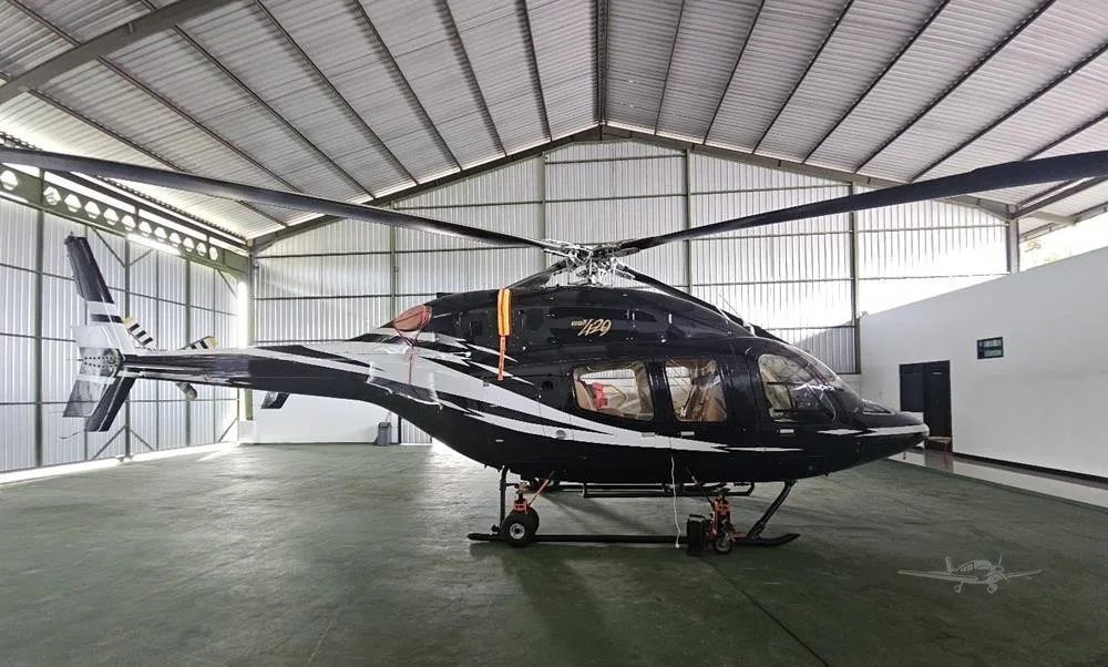 Exterior view of a 2017 BELL 429.