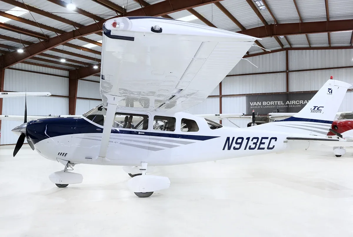 Exterior view of a Cessna Piston 206, G-BMOF.