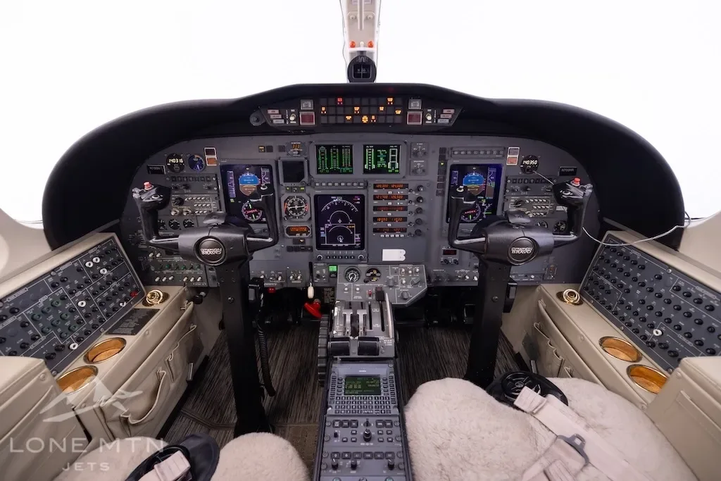 Cockpit and instrument panel of a 2005 Cessna Citation.