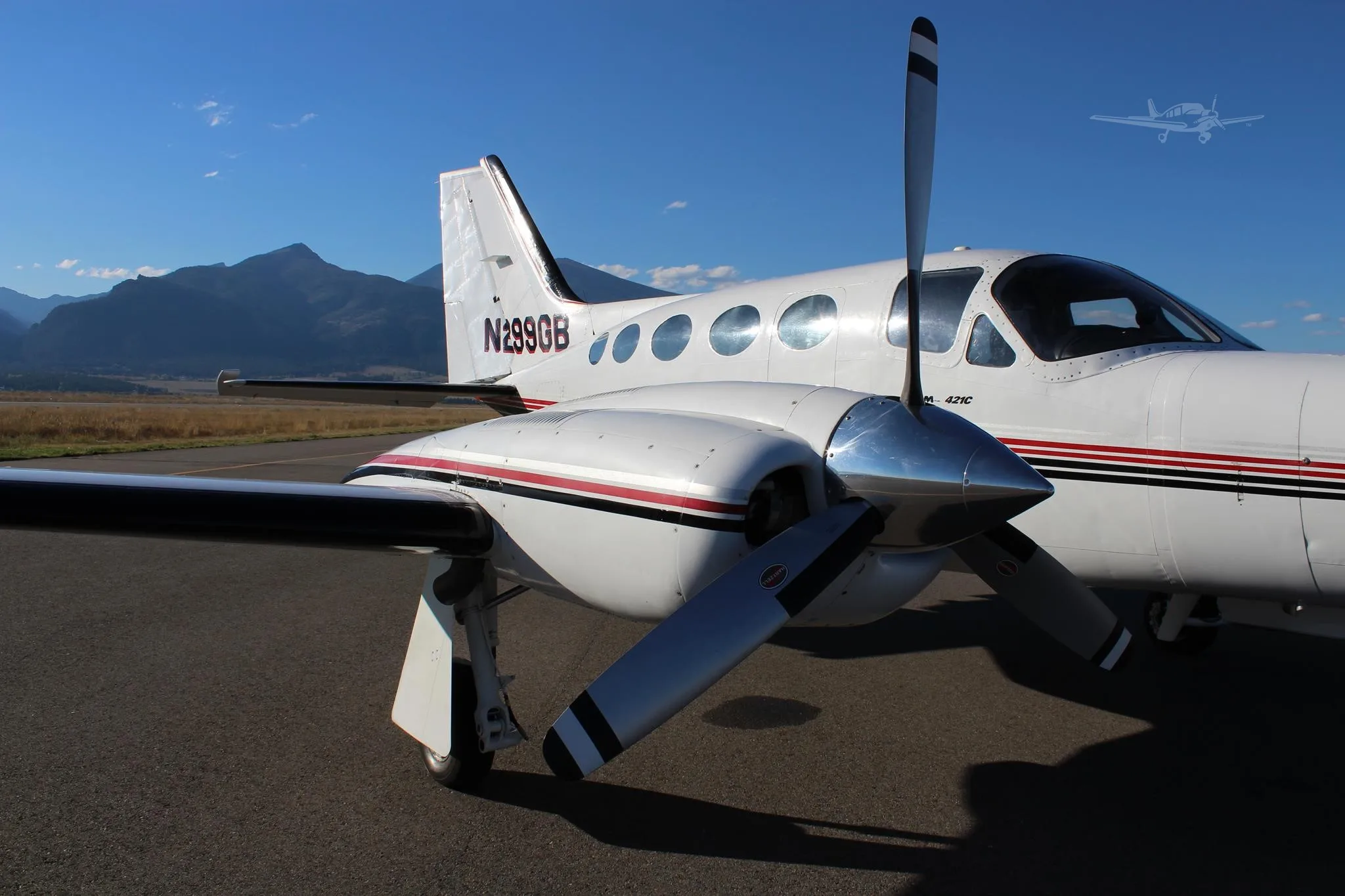 Exterior view of a 1980 CESSNA 421C, N299GB.